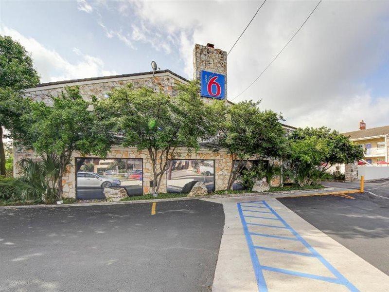 Motel 6-San Antonio, Tx - Northwest Medical Center Exterior photo